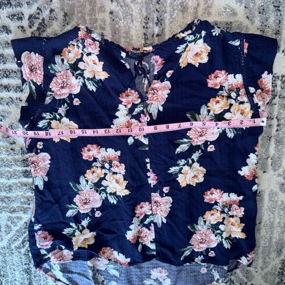 BUFFALO David Bitton Women's Navy Blue floral blouse size M - Picture 5 of 8